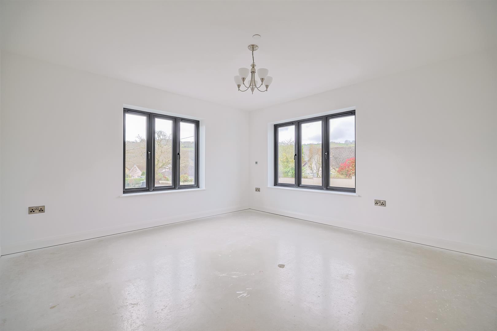 Clos Yr Ysgol, Milo, Llandybie, Ammanford, SA18 3PU